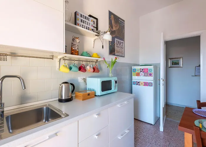 Casa Adele Lovely Mid-century Apartment, * Rome